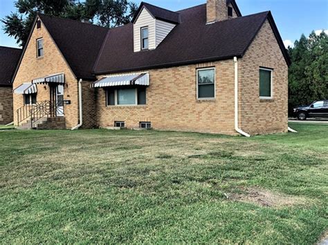 Find your next Two bedroom house for rent that you'll love in Salina KS on Zillow. . Homes for rent salina ks